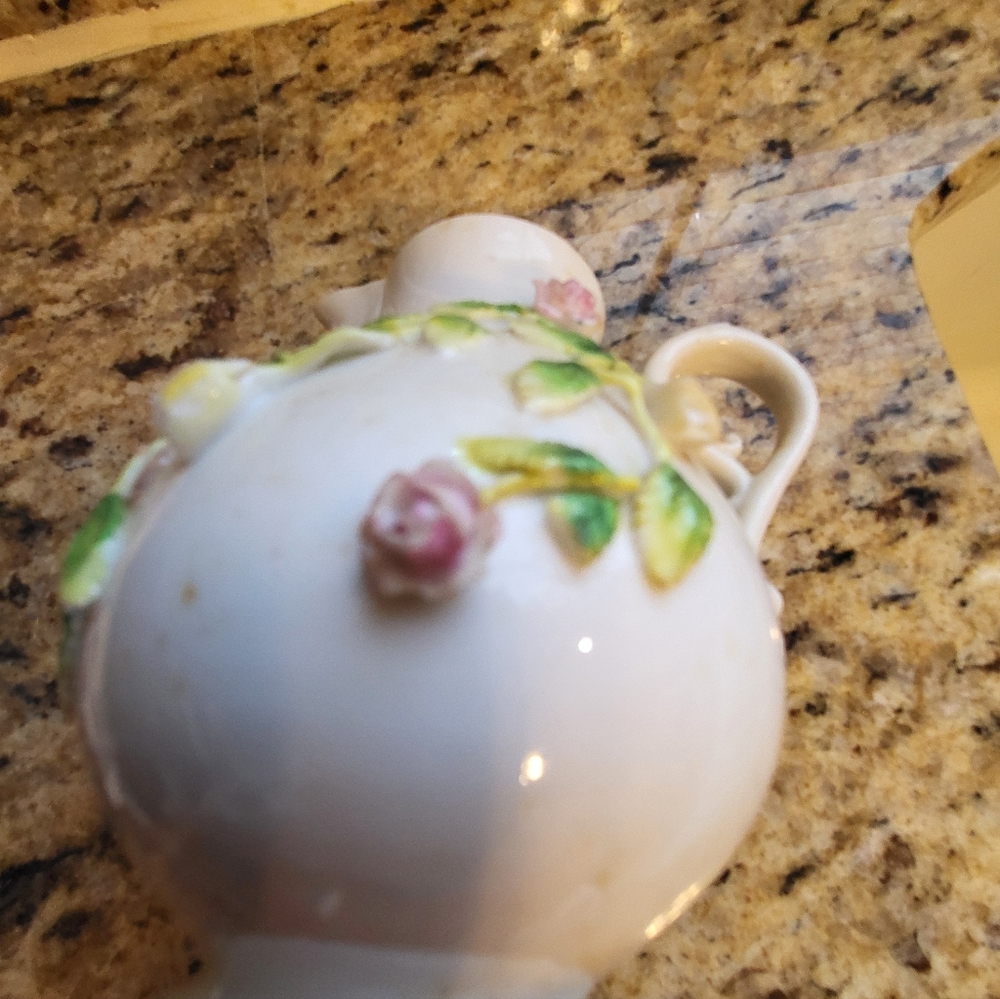 Antique 3.75 Inch Pitcher Vase With Pink Roses Collectable - Picture 9 of 11